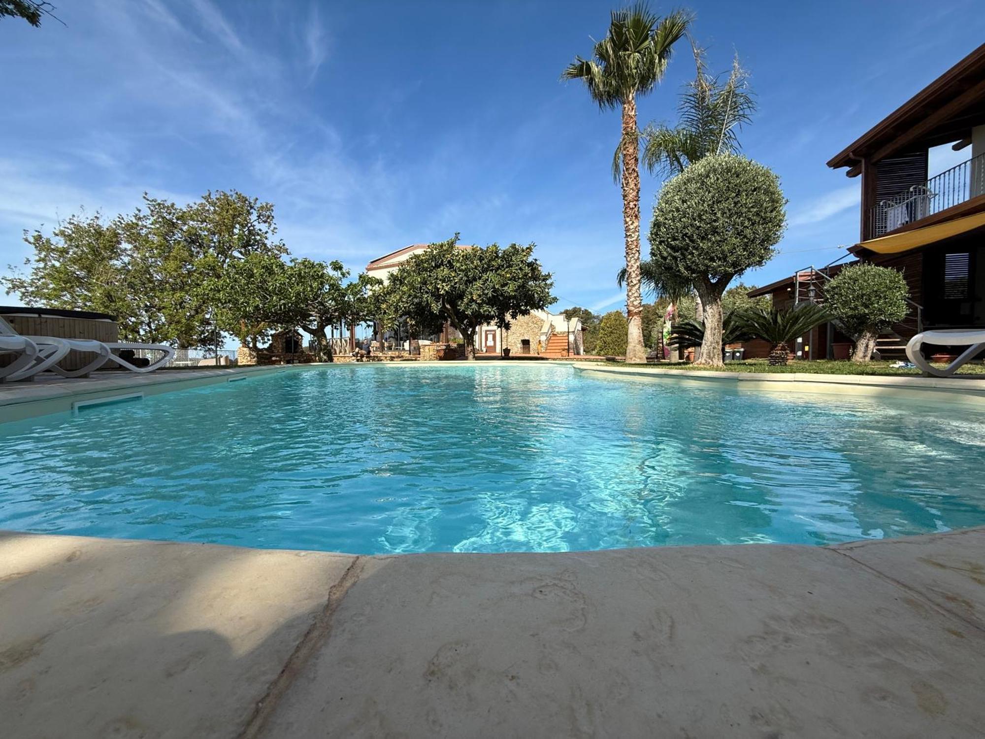 Casale Calabria Bed & Breakfast Gizzeria Bagian luar foto